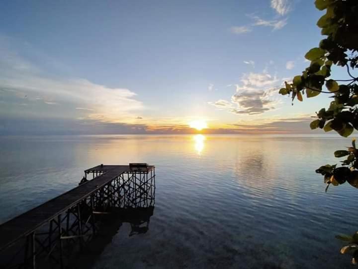 Maratua Dive Center And Lodge Maratua Island Exterior photo