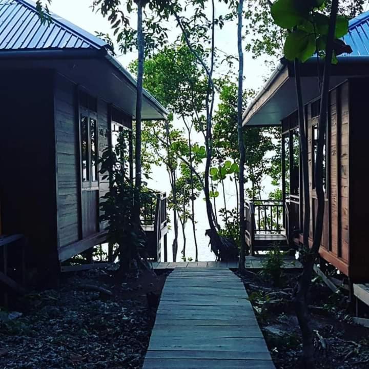 Maratua Dive Center And Lodge Maratua Island Exterior photo